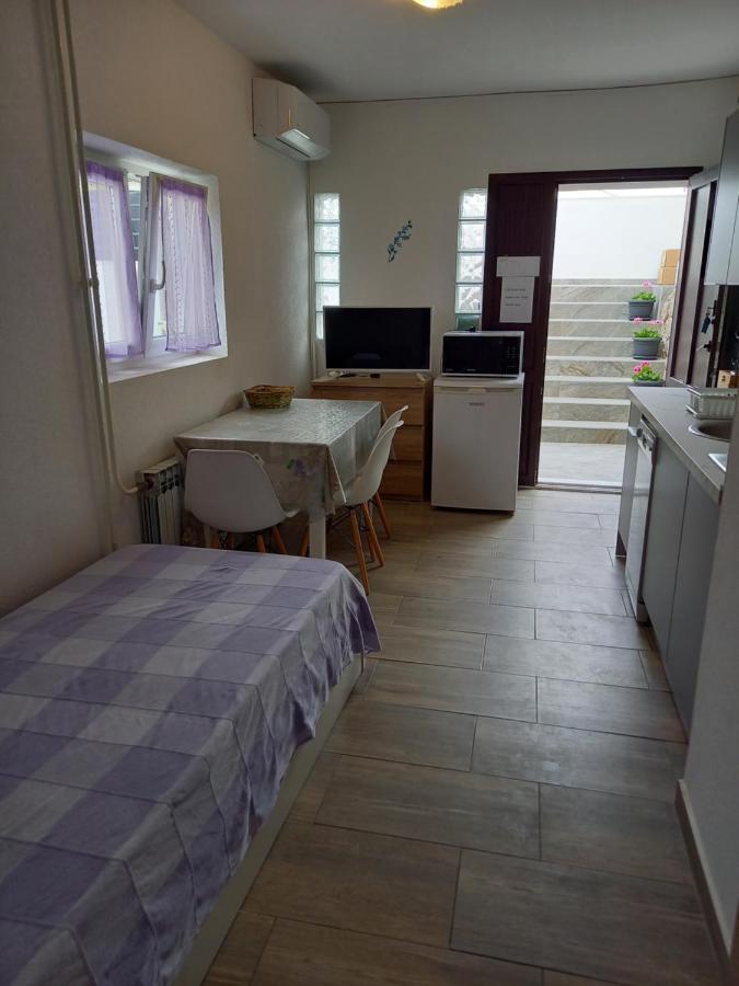 Apartment Senka Mali Losinj Bagian luar foto