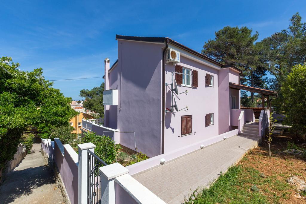 Apartment Senka Mali Losinj Bagian luar foto