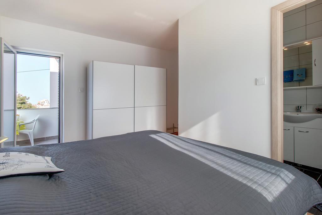 Apartment Senka Mali Losinj Bagian luar foto