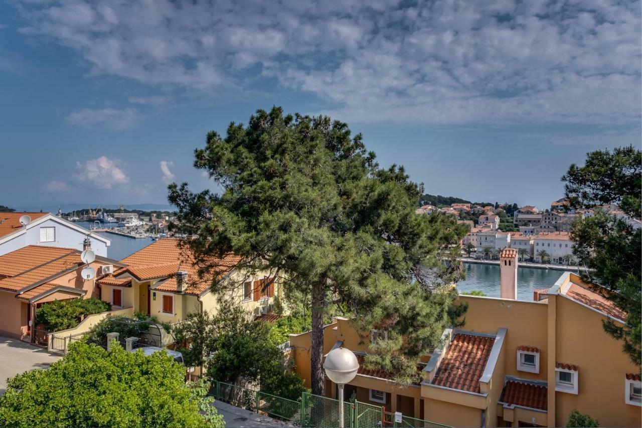Apartment Senka Mali Losinj Bagian luar foto